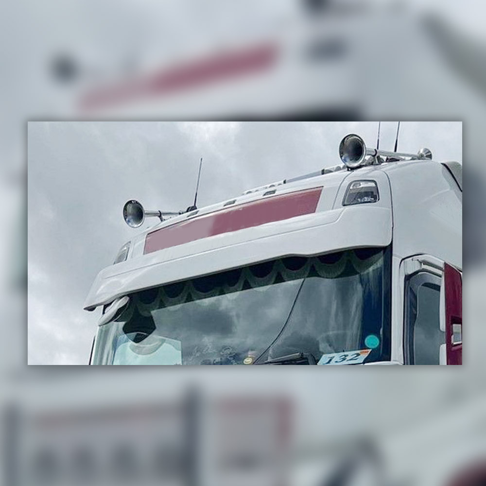 Ανανεώστε το στυλ του Volvo σας με τους γείσους μας!