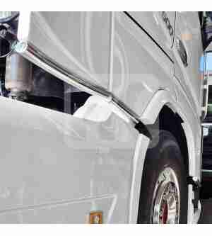 Ανοξείδωτη μπάρα αεροτομής Volvo FH4/5 PRV243