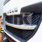 Ανοξείδωτο μεσαίο φιλέτο μάσκας Iveco Hi-way PRI117