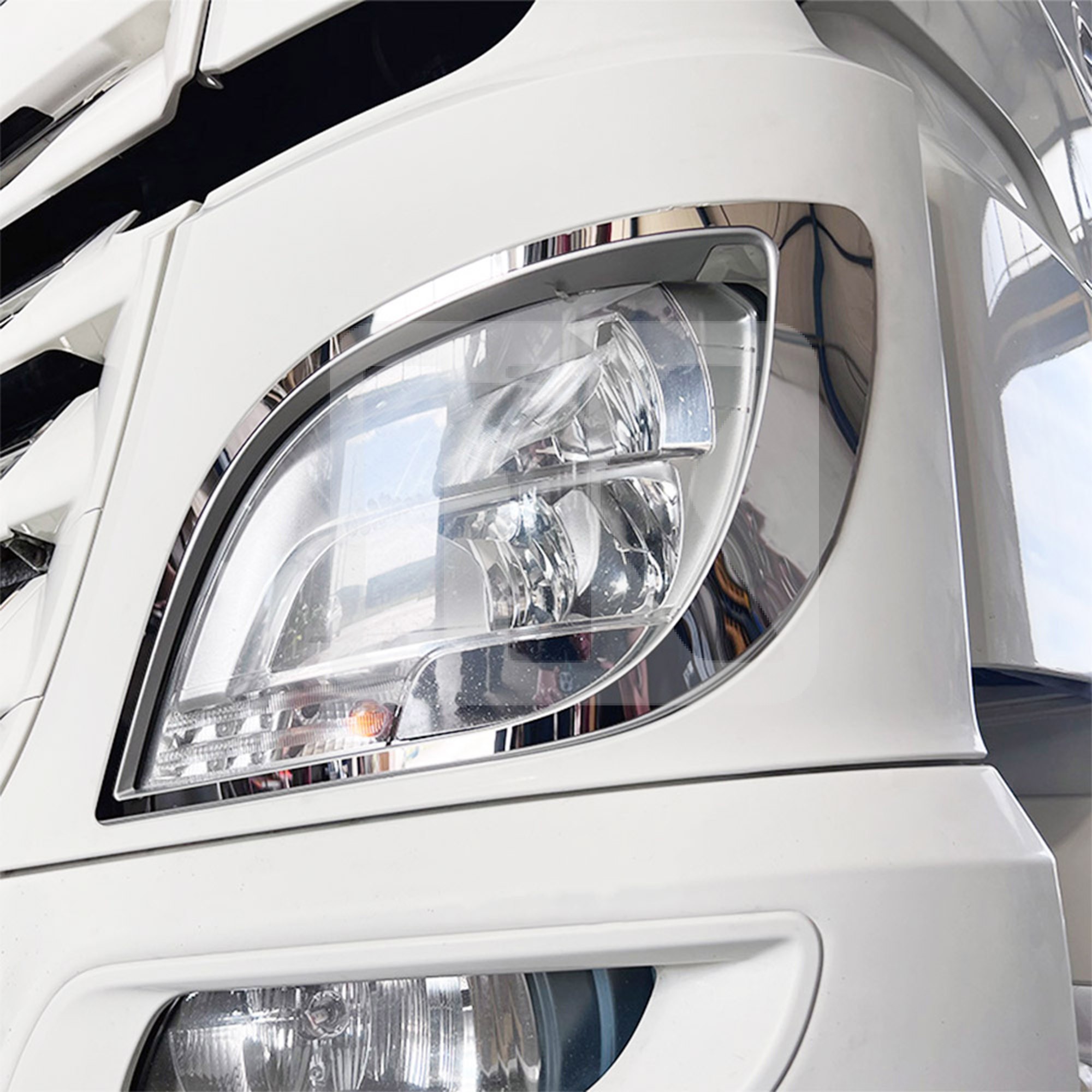Ανοξείδωτο πλαίσιο φαναριού DAF XF106