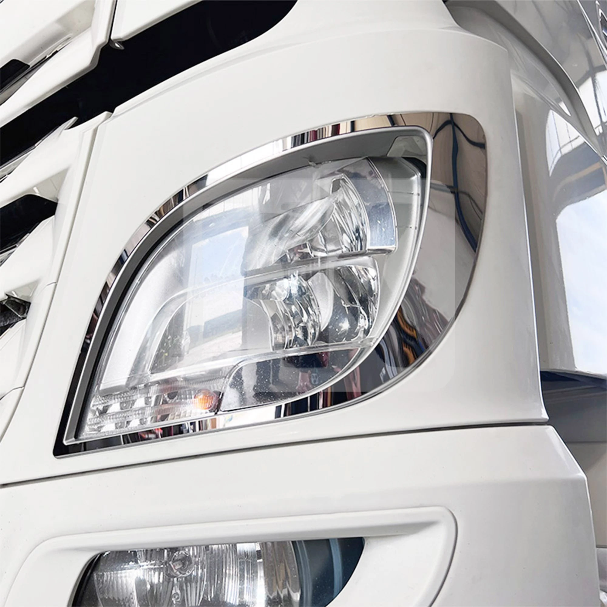 Ανοξείδωτο πλαίσιο φαναριού DAF XF106