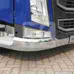 Bumper corner (RH) FH4 chrome version 82090735