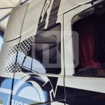 Volvo FH4 cab side window