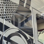 Volvo FH4 cab side window