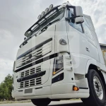 Headlight (LH) Volvo FH3 Black edition w/amber 21035638