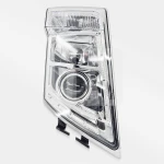 Headlight (RH) Volvo FH3 21035637