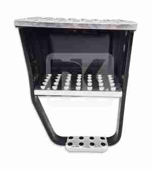 Metal Step Complete (RH) Mercedes 2632 / SK cabin 3716600506